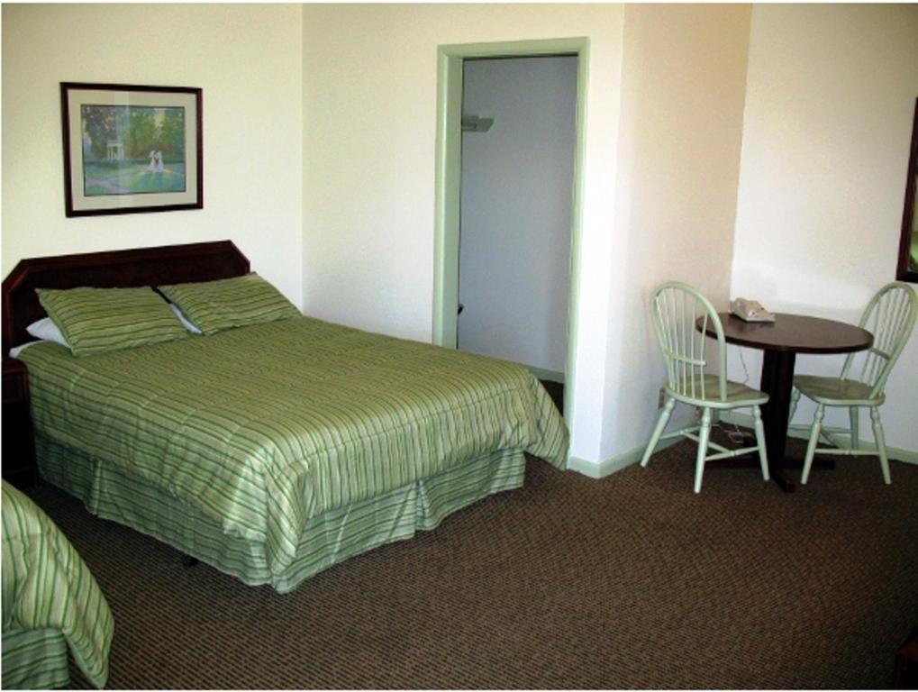 Golden West Motel Klamath Falls Exterior foto
