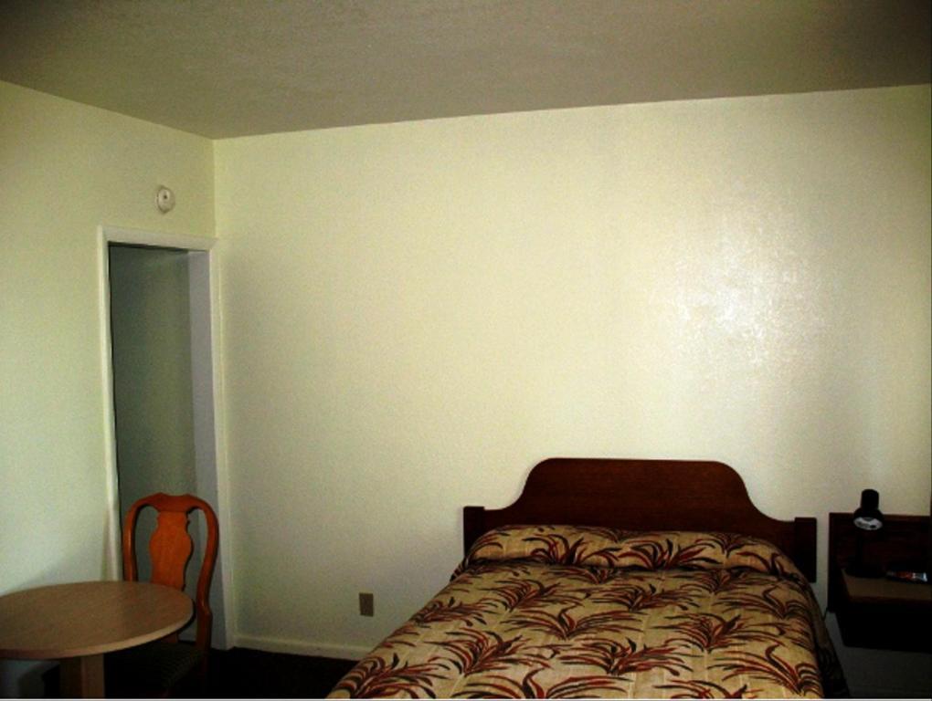 Golden West Motel Klamath Falls Exterior foto