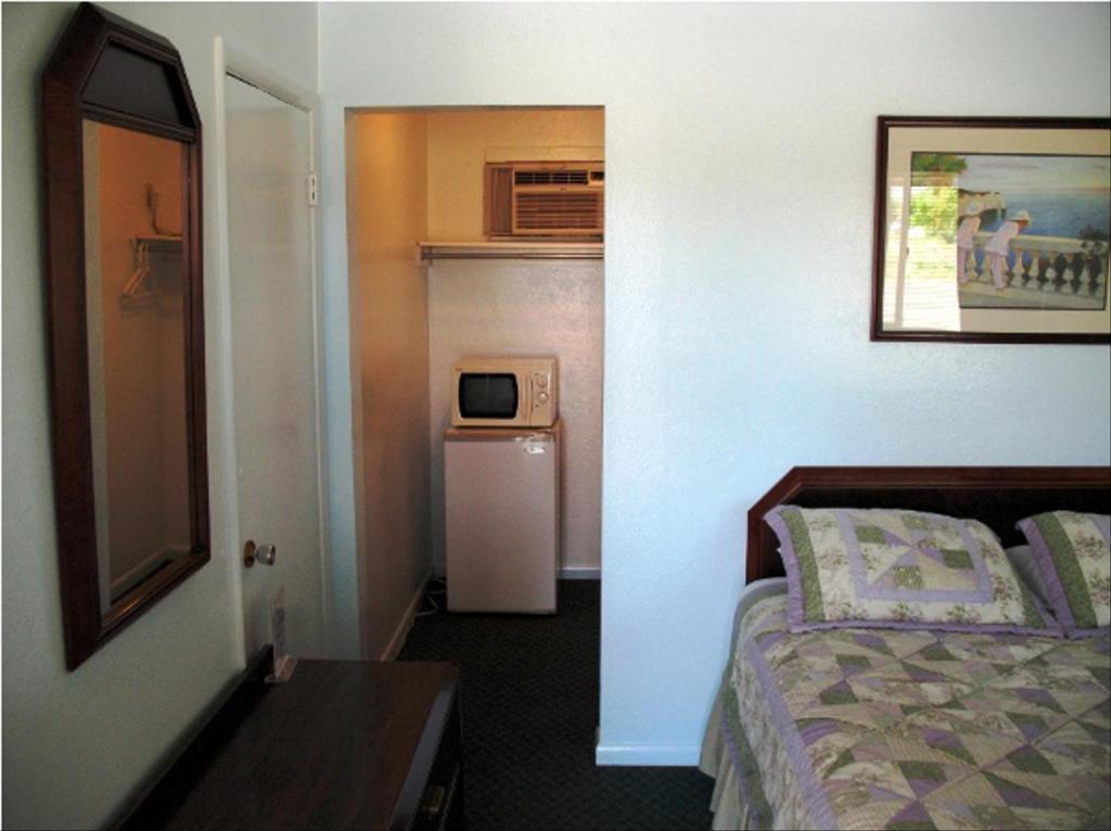 Golden West Motel Klamath Falls Exterior foto